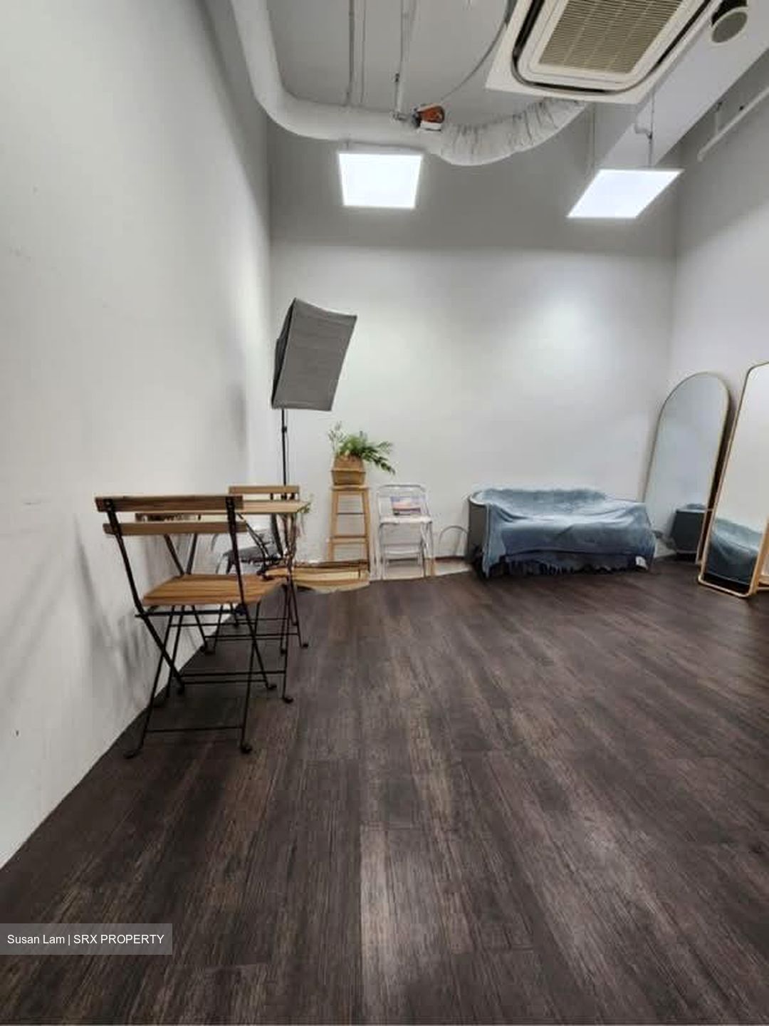 Oxley Tower (D1), Retail #591784221